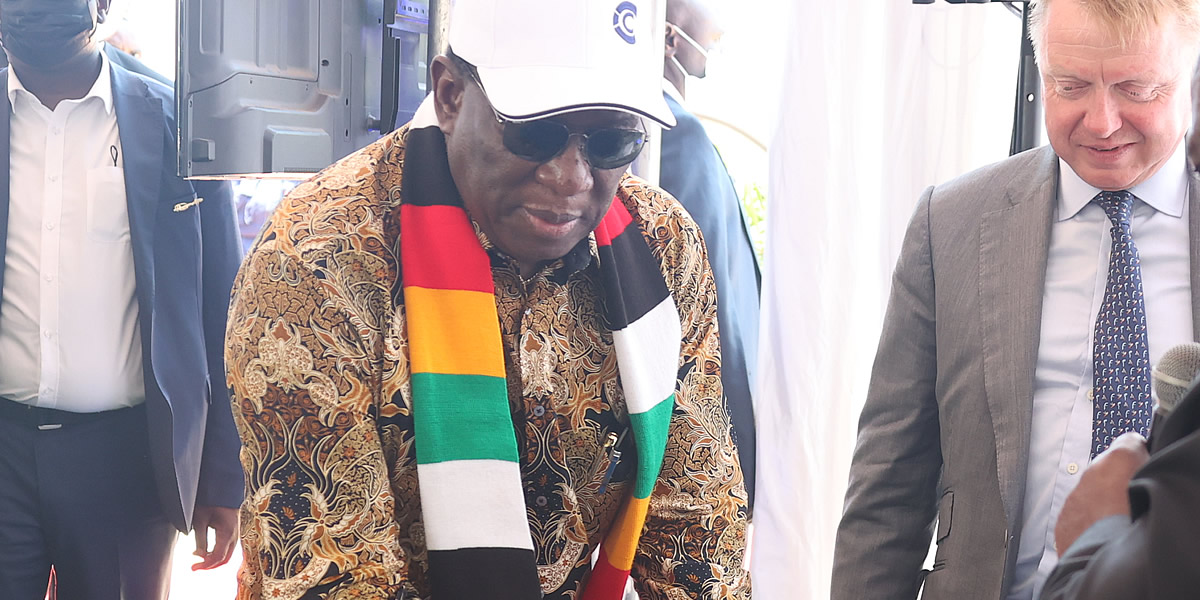 Blanket Mine: Chilling out with a President enjoying his presidency